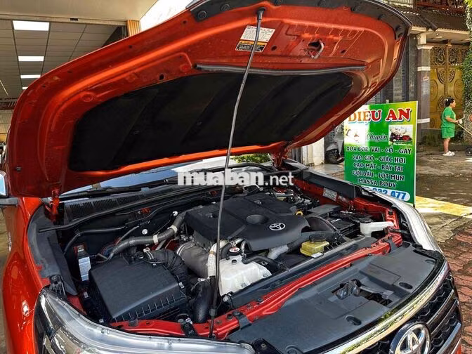 Toyota Hilux 2018AT đk2019 siêu đẹp