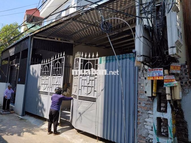 Cho thuê xưởng giá rẻ: xưởng mặt bằng điện tích 100m2, đường 2,5m