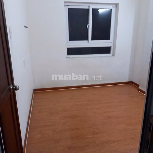 Chung cư Hoa Sen -262 Lạc Long Quân, căn 2p ngủ, giá 9tr/tháng