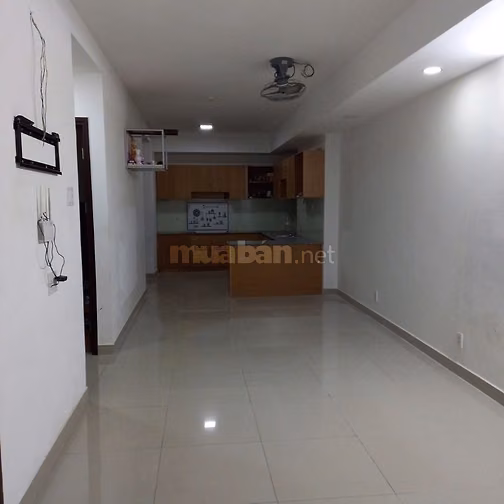 Chung cư Hoa Sen -262 Lạc Long Quân, căn 2p ngủ, giá 9tr/tháng