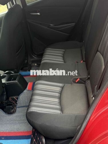 Mazda Mazda 2 Số tự động Xăng 5 chỗ Đỏ