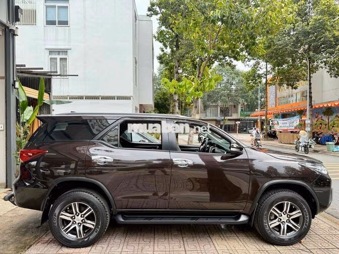 Toyota Fortuner 2017 AT 4x2 Tự động Nâu