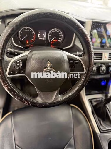 Mitsubishi Xpander 2020 Trắng 7 chỗ Số sàn