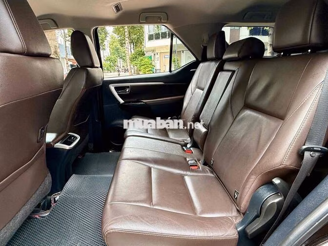 Toyota Fortuner 2017 AT 4x2 Tự động Nâu