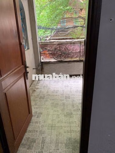 Chính chủ cho thuê phòng có ban công rộng rãi