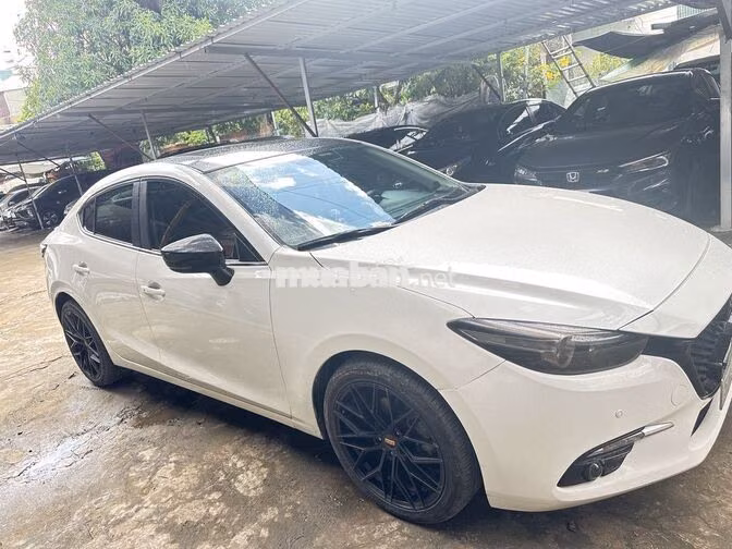 Mazda Mazda 3 2019 Trắng 90000 km