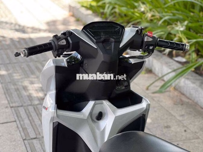 Vario 150 đời 2020 bạc đen bstp chính chủ
