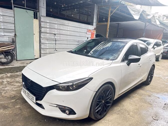 Mazda Mazda 3 2019 Trắng 90000 km