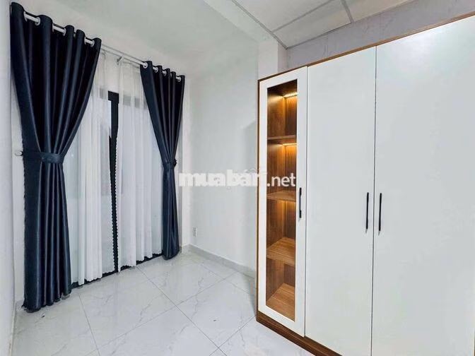 STUDIO FULL NỘI THẤT SIÊU ĐẸP – 2 CỬA SỔ THOÁNG SÁNG, GẦN VĂN LANG & I