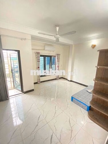 Phòng trọ gần đhoc phenika 1,5km kiểm sát 800m