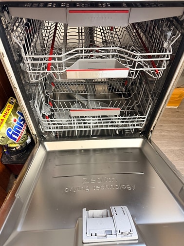 Thanh lý máy rửa bát Bosch series 6