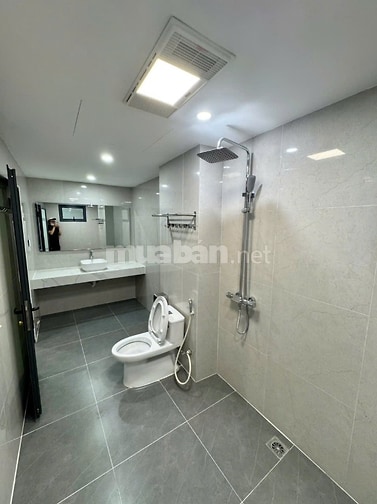 Nhà đẹp gần Aeon Mall - Long Biên, gara 2 ô tô, 65m x 6 tầng thang máy