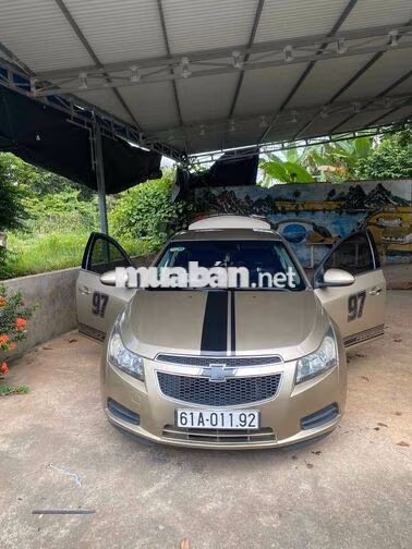 Chevrolet Cruze LS 2011 Vàng cát 5 chỗ