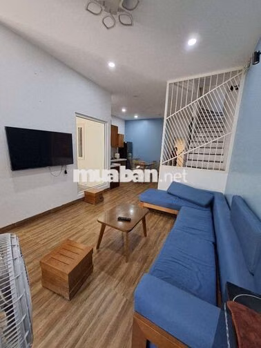 🇻🇳 CHO THUÊ NHÀ 2 TẦNG SÂN VƯỜN: ĐƯỜNG NGUYỄN SẮC KIM - 3 PHÒNG NGỦ
