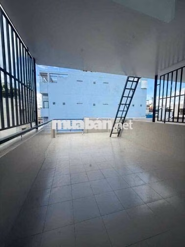 nhà thuê Nguyễn trọng trí an lạc a bình Tân DT 270m giá 15tr