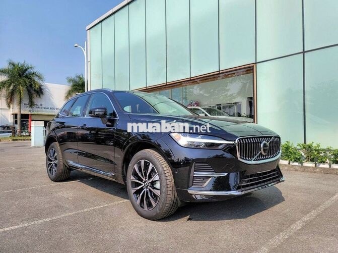Volvo XC60 Ultra B6 AWD 2025 Đen