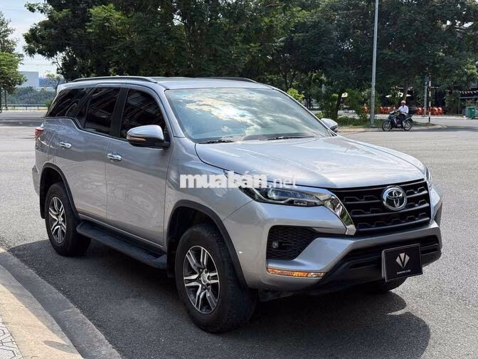 Toyota Fortuner 2.4AT 2022