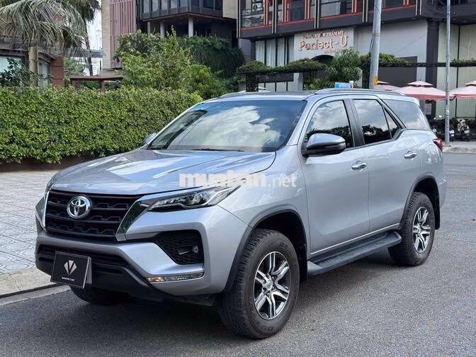 Toyota Fortuner 2.4AT 2022
