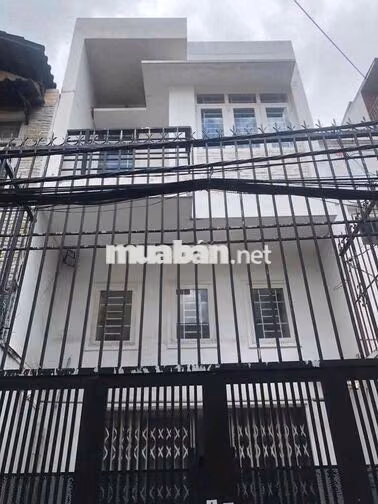 CHO THUÊ NHÀ NGAY BÊN HÔNG TRƯƠNG DHCN DT 4 x 15 M : 4 Pn, 4 Wc 