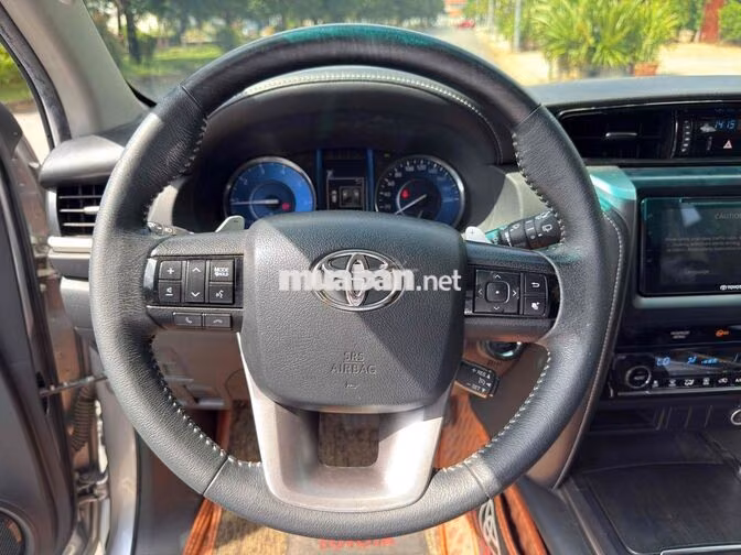 Toyota Fortuner 2.4AT 2022
