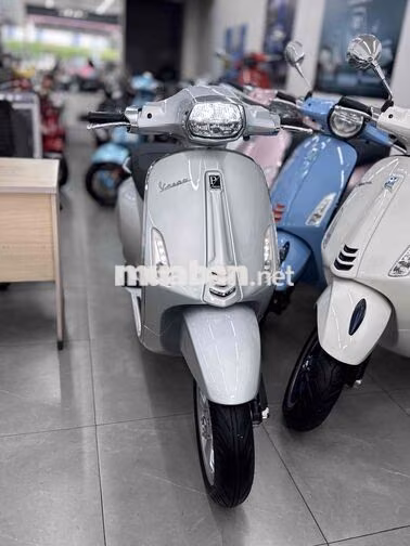 Piaggio Vespa Sprint 125 ABS iGet Bạc