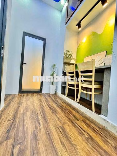 2PN - Balcon - Ngay Vòng Xoay Dân Chủ - Quận 10 - Full Nội Thất