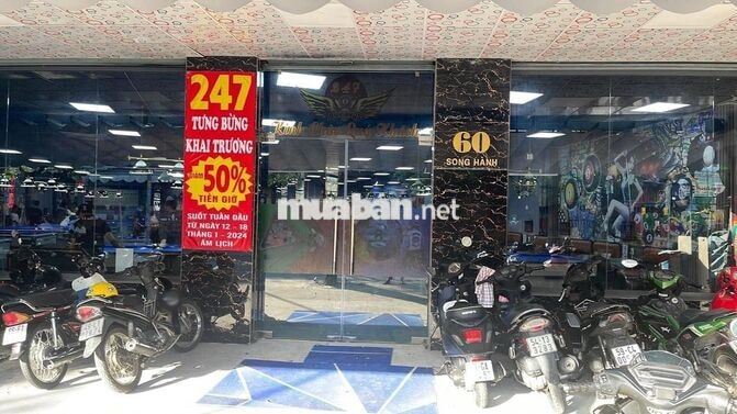Tuyển NỮ phục vụ quán Bida