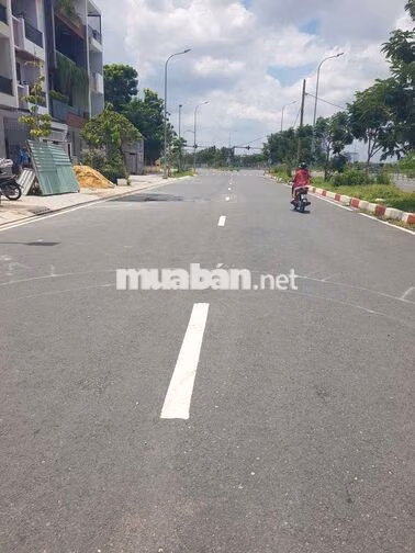Nhà 5x20 Ngay Công Viên Thuận Kiều, Mới 100%