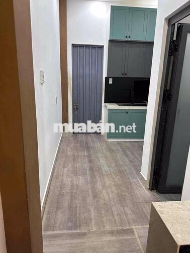 Cho thuê mặt bằng CMT8  mặt tiền đường đông đúc