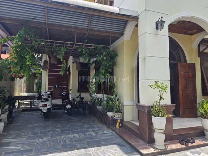 chính chủ cần bán nhà biệt thự 200m2 liên chiểu đà nẵng