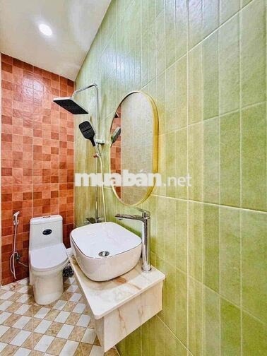 Cho thuê nhà full nội thất 549 lê Văn Thọ( 4x15) 2 lầu , st , 5pn 5ưc