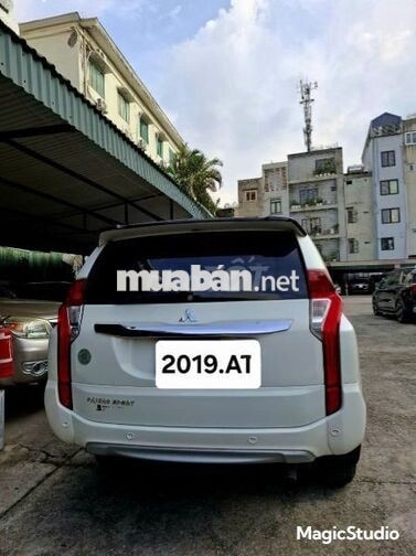 Mitsubishi Pajero Sport 2.4D 4x2 AT 2019 - 615Tr