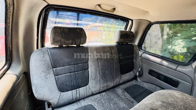  Isuzu Hilander 2004 chạy Dầu Diesel , 8 chỗ ngồi nhỉnh 50 triệu