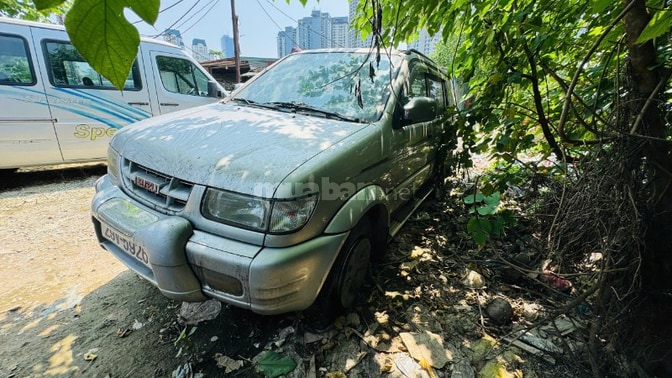  Isuzu Hilander 2004 chạy Dầu Diesel , 8 chỗ ngồi nhỉnh 50 triệu