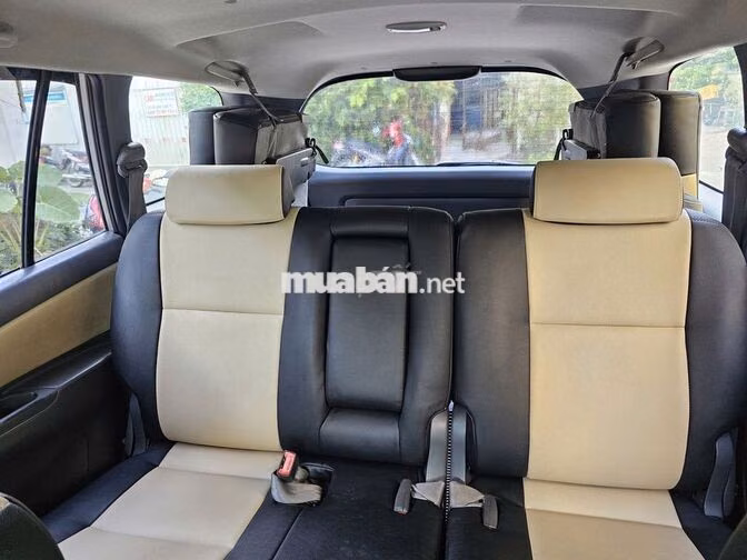 Toyota Innova E 2.0 SX 2012 Số sàn Bạc