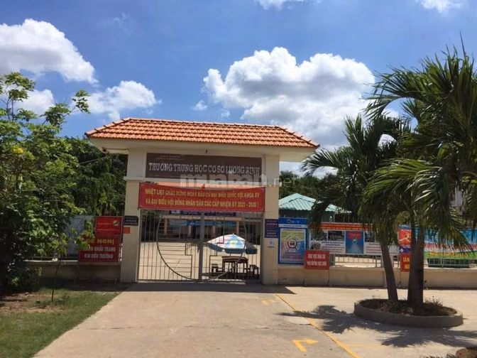 bán đất thổ cư, sổ hồng riêng , khu dân cư lương bình bến lức long an