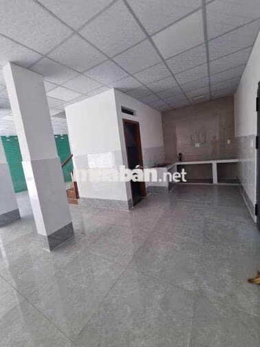 Nhà Mới rộng rãi, DT 20x10m, Trệt 1 Lầu, Hẻm xe Hơi