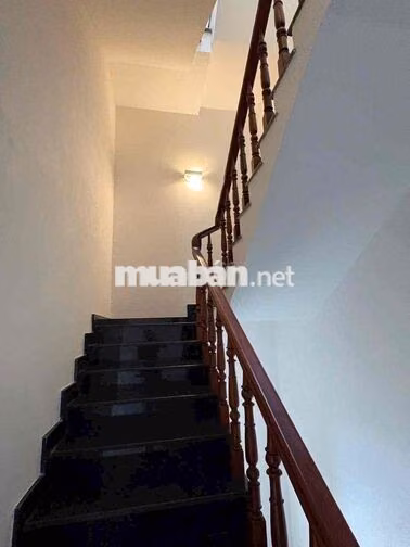 Cho thuê nhà phố Cityland 1 hầm + 4 lầu chỉ 42 triệu (bao thuế)