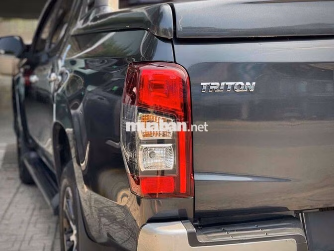 Mitsubishi Triton 2022 Tự động Xám