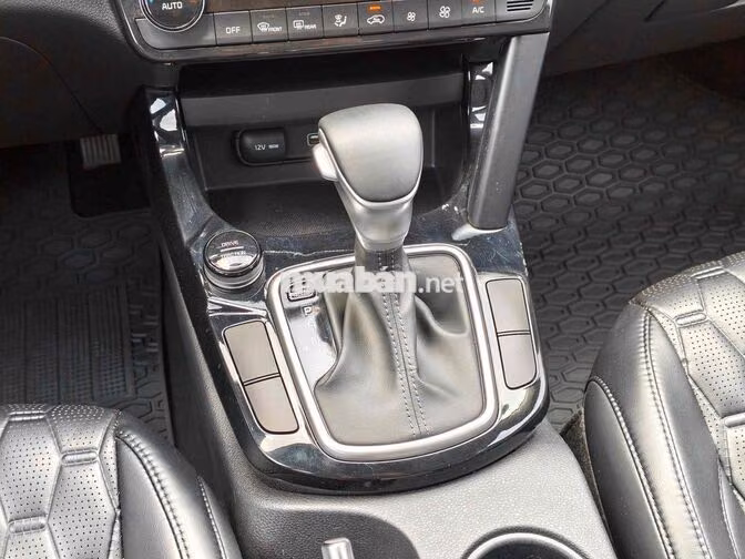 🔴 Kia Seltos 2022 1.4 Turbo Luxury Trắng nóc đen
