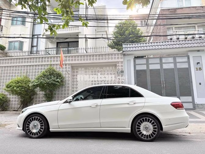 Mercedes-Benz E200 2014 Trắng chính chủ bán