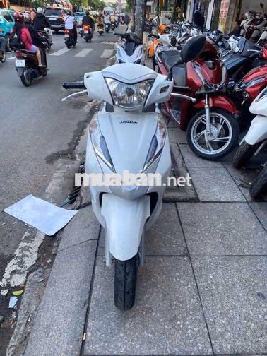 Honda Lead FI 2015 Trắng Đã sử dụng