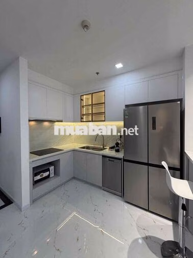 Cần cho thuê căn hộ nội thất luxury tại Vinhomes - Landmark 81.