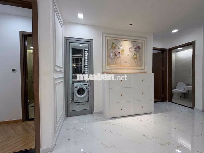 Cần cho thuê căn hộ nội thất luxury tại Vinhomes - Landmark 81.
