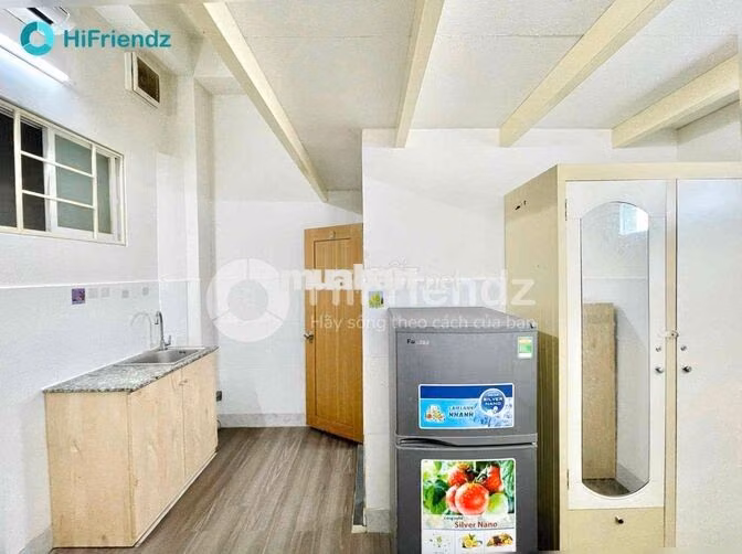 CĂN HỘ THANG MÁY HẦM XE SẠCH SẼ FULL NỘI THẤT TRUNG TÂM TÂN PHÚ