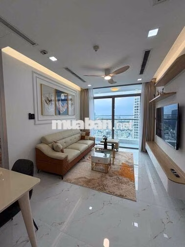 Cần cho thuê căn hộ nội thất luxury tại Vinhomes - Landmark 81.