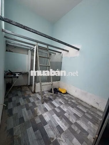 duplex mới 100% gần iuh vlu cao đẳng hồng đức có gác cao ko đụng đầu 