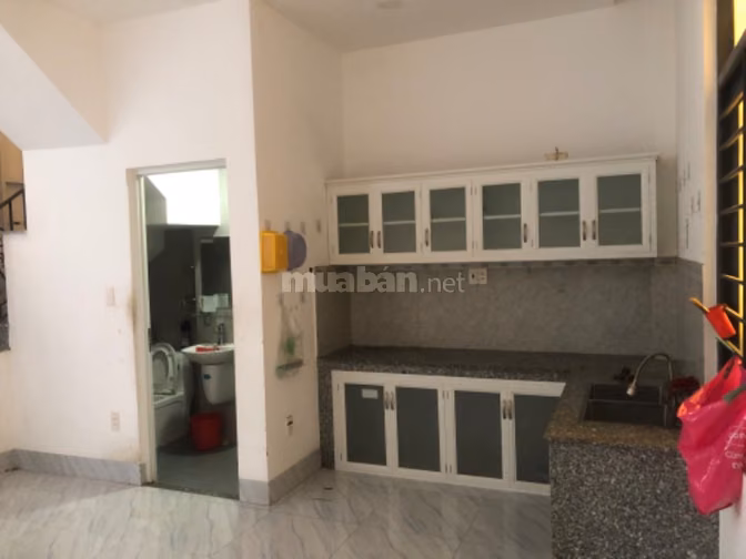 CHO THUÊ nhà nguyên căn mới xây rất sang trọng, sạch đẹp 