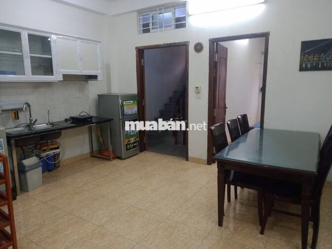 Chính chủ cho thuê CHDV 65m2 2N1K ngõ 141 phố Trích Sài, Tây Hồ Hà Nội