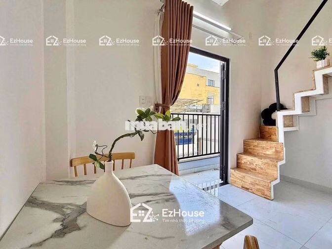DUPLEX BAN CÔNG - NGAY VHU - HUIT - FULL NỘI THẤT TRỐNG SẲN